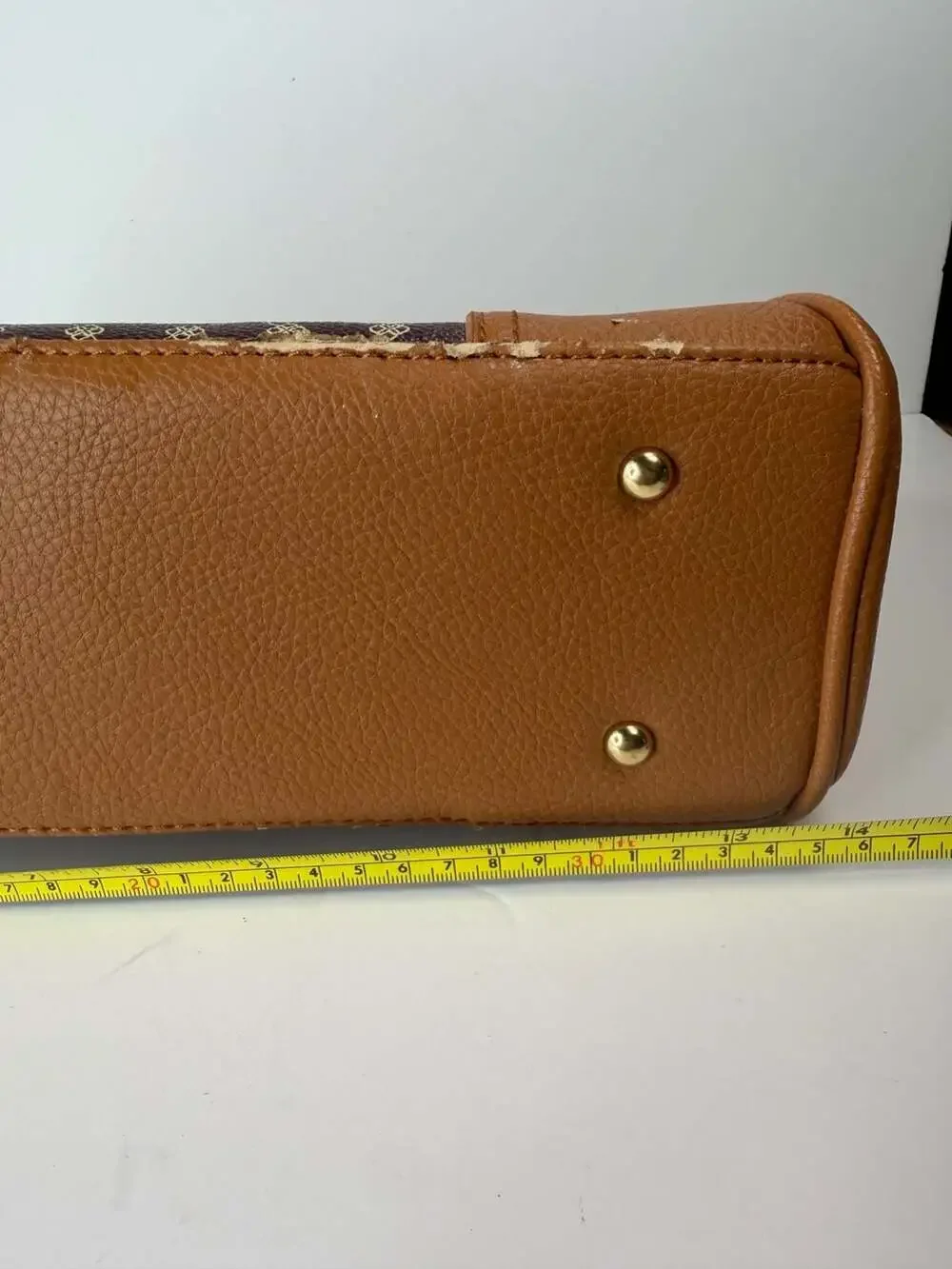 The Danbury Mint brown pebbled